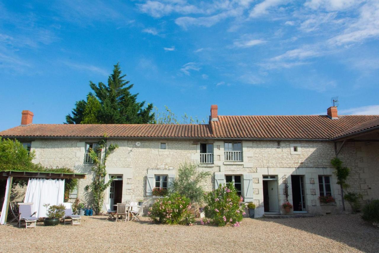 Le Clos Des Fayes Berthegon Esterno foto