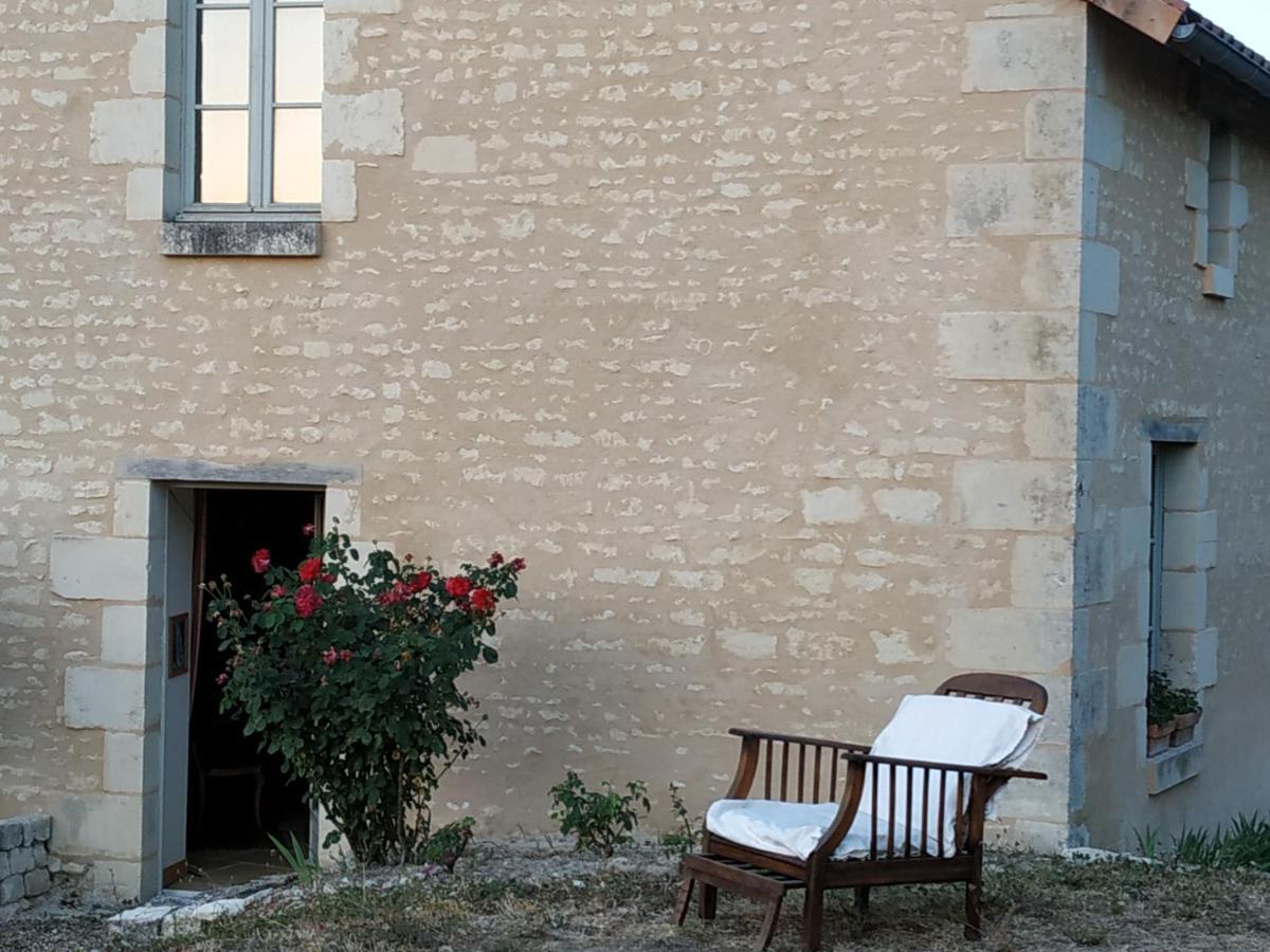 Le Clos Des Fayes Berthegon Esterno foto