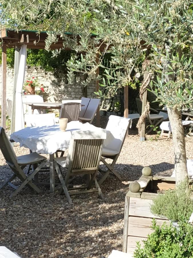 Le Clos Des Fayes Berthegon Esterno foto