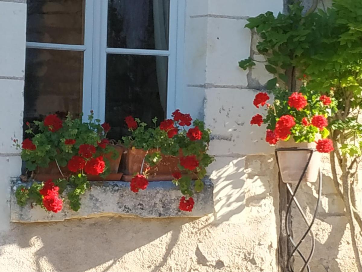 Le Clos Des Fayes Berthegon Esterno foto