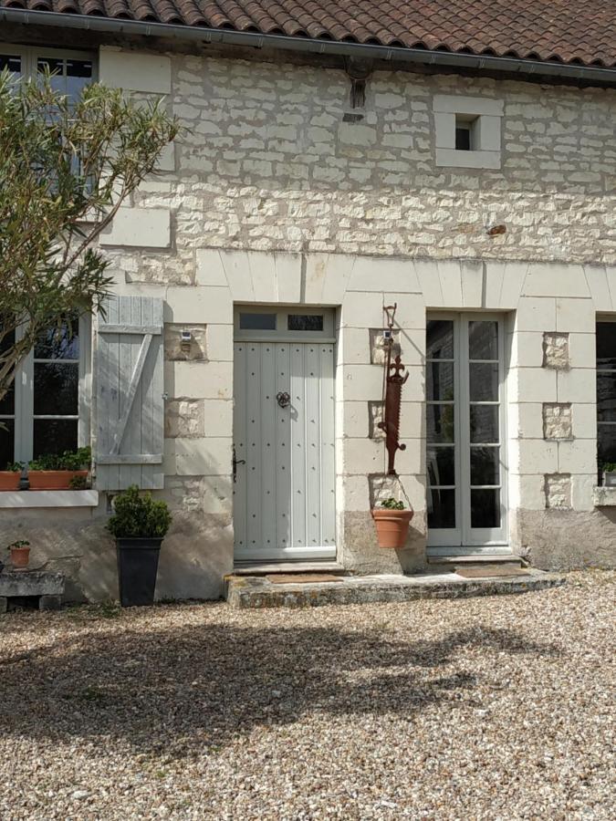 Le Clos Des Fayes Berthegon Esterno foto
