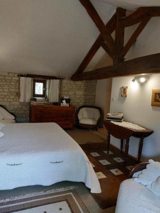Le Clos Des Fayes Berthegon Esterno foto