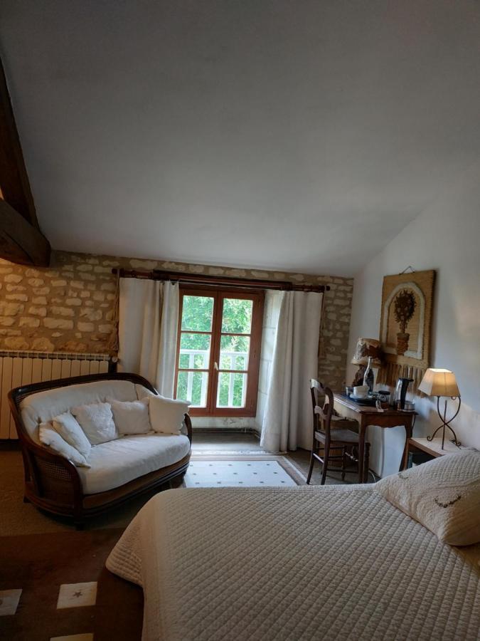 Le Clos Des Fayes Berthegon Esterno foto